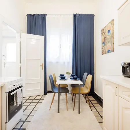 Rose - Elegant Apartament